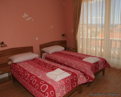 Villa Cezar Kastel Luksic Ruang foto